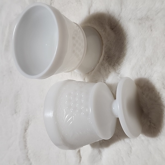 WHITE MILK GLASS Other - MILK GLASS VINTAGE  🍨 DESSERT CUPS * SET OF 2 *
